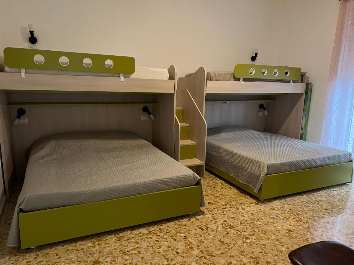 Casa Vacanze Refugium & Lounge Ferienwohnung Вико-дель-Гаргано Экстерьер фото